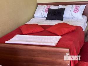 1-к квартира, посуточно, 40м2, 9/9 этаж