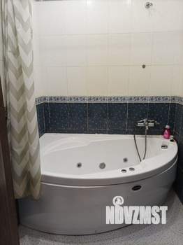 1-к квартира, посуточно, 42м2, 6/9 этаж