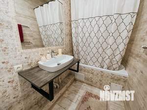 Студия квартира, посуточно, 40м2, 1/3 этаж