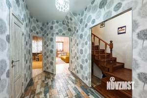 4-к квартира, на длительный срок, 134м2, 3/3 этаж