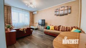 2-к квартира, посуточно, 60м2, 1/1 этаж