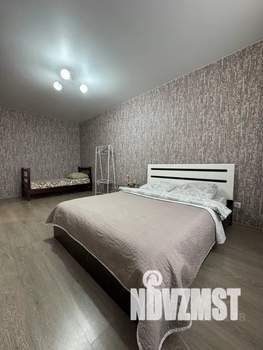 1-к квартира, посуточно, 42м2, 7/9 этаж