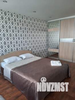 1-к квартира, посуточно, 42м2, 6/9 этаж