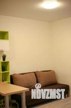 2-к квартира, посуточно, 40м2, 18/24 этаж