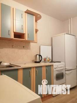 1-к квартира, посуточно, 39м2, 4/17 этаж