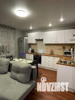 Студия квартира, посуточно, 42м2, 1/14 этаж