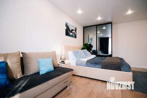 Студия квартира, посуточно, 35м2, 3/5 этаж