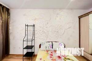 2-к квартира, посуточно, 50м2, 3/3 этаж