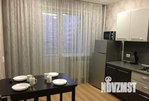 1-к квартира, посуточно, 38м2, 4/10 этаж