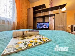 1-к квартира, посуточно, 32м2, 15/16 этаж