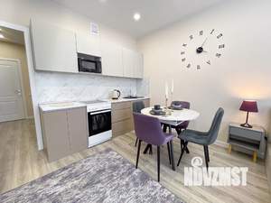 Студия квартира, посуточно, 35м2, 19/24 этаж