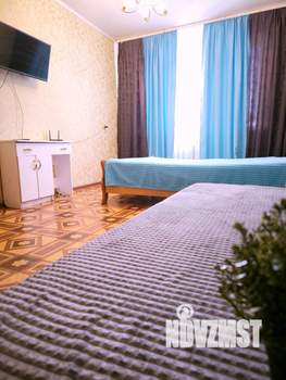 1-к квартира, посуточно, 40м2, 9/9 этаж