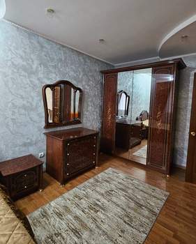 2-к квартира, на длительный срок, 74м2, 2/5 этаж