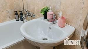 2-к квартира, посуточно, 60м2, 1/1 этаж