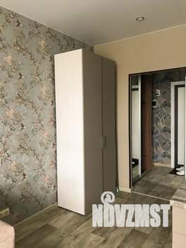 Студия квартира, посуточно, 32м2, 15/25 этаж