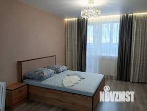 1-к квартира, посуточно, 50м2, 8/24 этаж