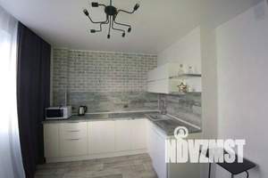 1-к квартира, посуточно, 47м2, 21/21 этаж