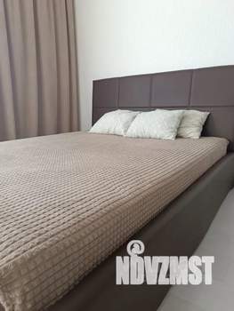 Студия квартира, посуточно, 32м2, 24/24 этаж