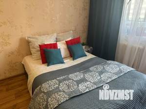 1-к квартира, посуточно, 40м2, 2/9 этаж