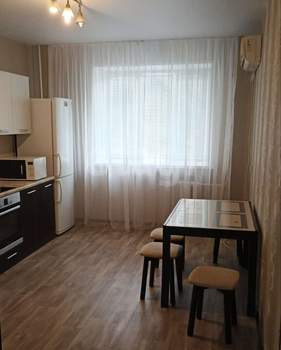 3-к квартира, на длительный срок, 101м2, 6/10 этаж