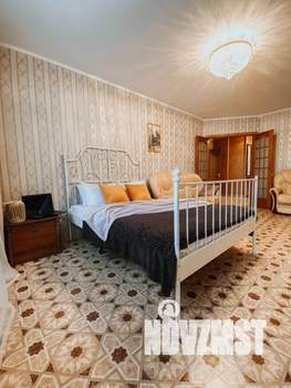 2-к квартира, посуточно, 65м2, 1/10 этаж