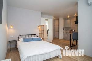 Студия квартира, посуточно, 35м2, 1/18 этаж
