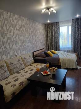 1-к квартира, посуточно, 35м2, 1/9 этаж