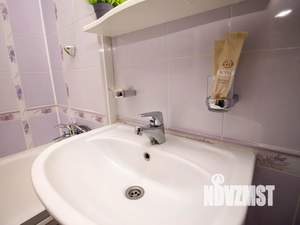 1-к квартира, посуточно, 34м2, 2/9 этаж