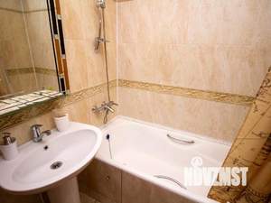 2-к квартира, посуточно, 52м2, 1/1 этаж