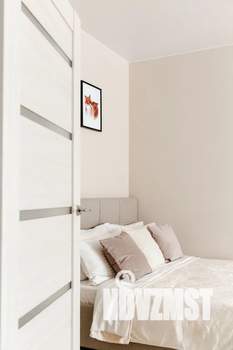 1-к квартира, посуточно, 32м2, 7/9 этаж