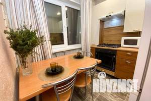 3-к квартира, посуточно, 60м2, 3/5 этаж