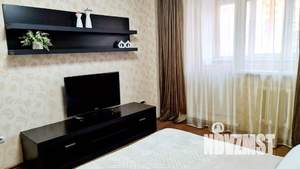 1-к квартира, посуточно, 62м2, 1/1 этаж