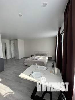 Студия квартира, посуточно, 32м2, 13/15 этаж