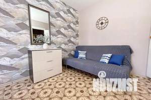 1-к квартира, посуточно, 35м2, 2/10 этаж