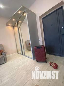 Студия квартира, посуточно, 40м2, 3/3 этаж