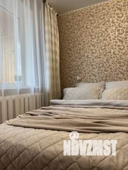 1-к квартира, посуточно, 40м2, 3/5 этаж