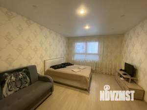 1-к квартира, посуточно, 40м2, 1/9 этаж