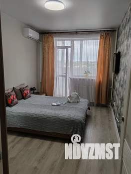 1-к квартира, посуточно, 40м2, 13/24 этаж