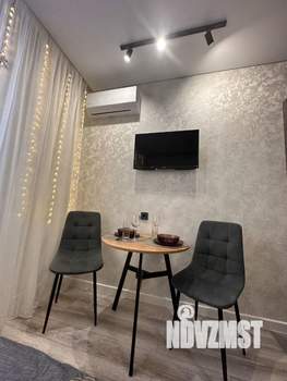 Студия квартира, посуточно, 24м2, 13/24 этаж