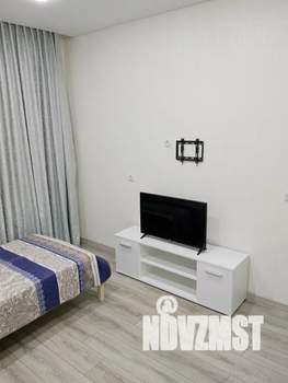 1-к квартира, посуточно, 40м2, 9/16 этаж