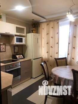 2-к квартира, посуточно, 60м2, 2/10 этаж