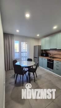 1-к квартира, посуточно, 39м2, 4/9 этаж