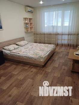 1-к квартира, посуточно, 52м2, 4/9 этаж