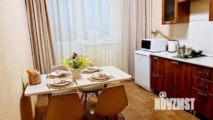1-к квартира, посуточно, 40м2, 1/1 этаж