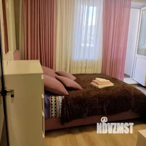 1-к квартира, посуточно, 49м2, 2/14 этаж