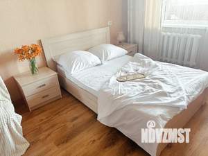 1-к квартира, посуточно, 36м2, 8/10 этаж