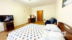 1-к квартира, посуточно, 54м2, 1/1 этаж