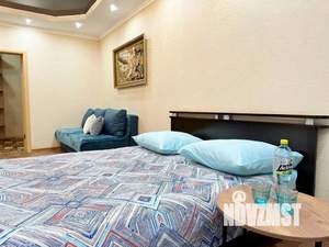 1-к квартира, посуточно, 54м2, 1/1 этаж