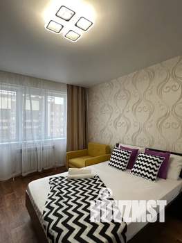 1-к квартира, посуточно, 37м2, 16/18 этаж