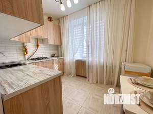 1-к квартира, посуточно, 35м2, 4/4 этаж